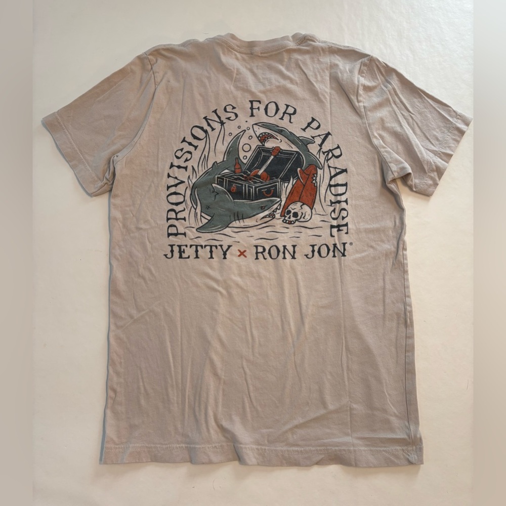 Jetty Ron Jon Graphic T-Shirt Men’s medium - excellent shark graphic NWOT